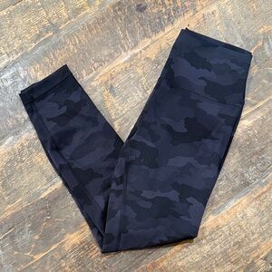 Women’s Black Camo Active Leggings